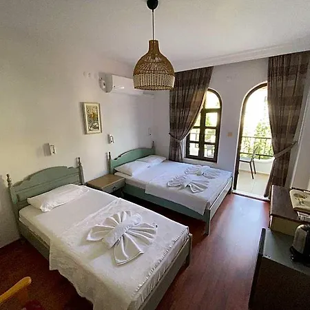 Diplomat Turunc مرمريس